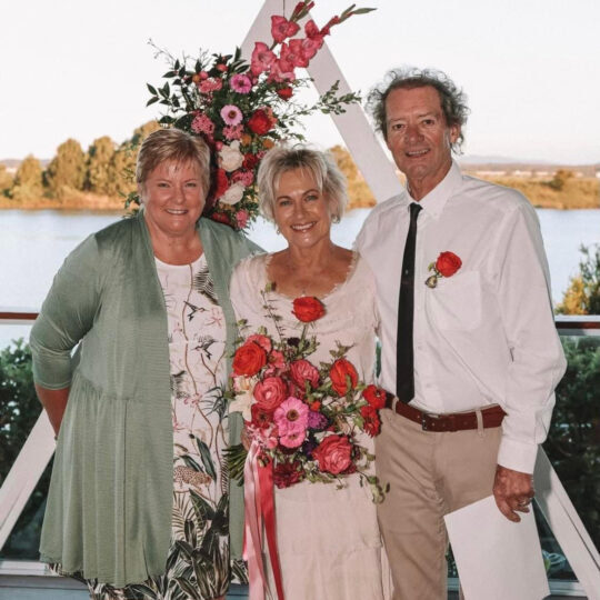 https://suzannewaldroncivilcelebrant.com.au/wp-content/uploads/2024/04/suzanne-waldron-civil-celebrant-weddings-midnorthcoast-south-west-rocks-540x540.jpg